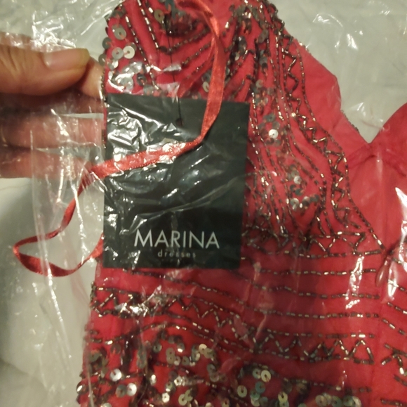 Embellished/ beaded gown - Picture 5 of 7